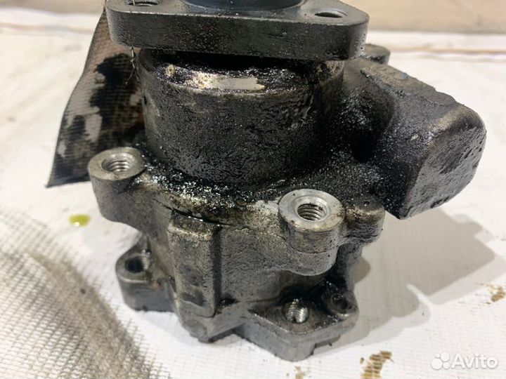 Насос гидроусилителя Audi A4 B7 2005-2007 седан