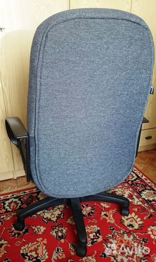 Кресло руководителя бу. Бюрократ T-898/3c