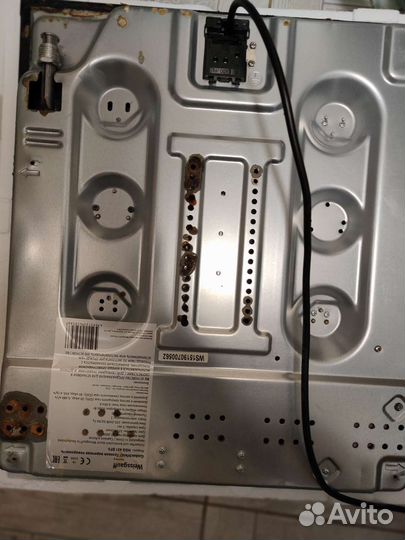 На детали Газовая панель Weissgauff HGG 451 BFH