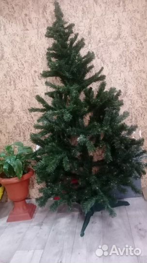 Елка искусственная