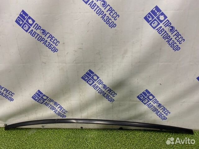 Молдинг крыши левый Renault Fluence седан 1.6 K4M