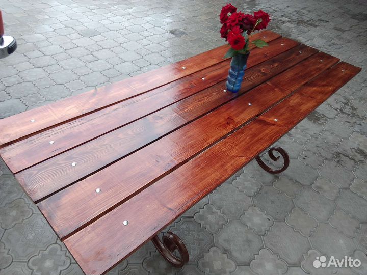 Стол садовый