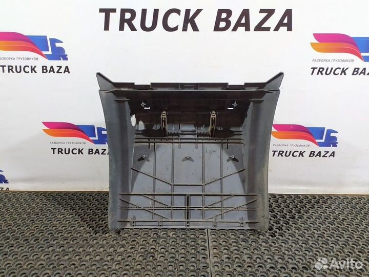 Крыло заднее передняя часть