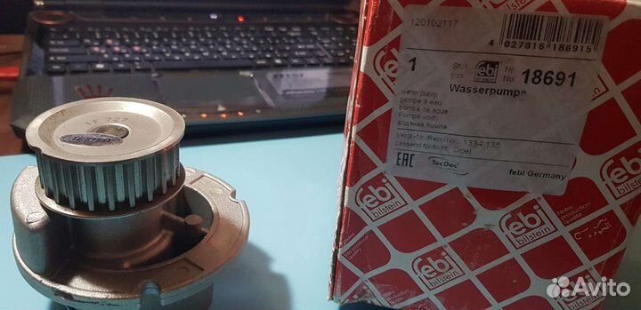Помпа водяная Опель febi 18691