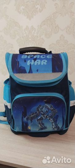 Школьный рюкзак