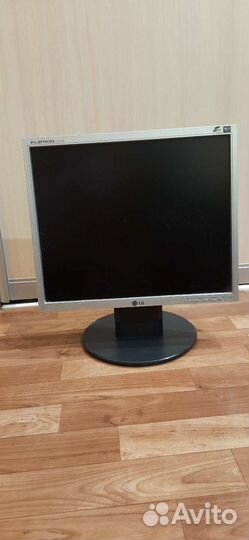 Монитор lg flatron l1751s