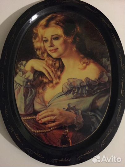 Картина девушка печать на дереве под лаком