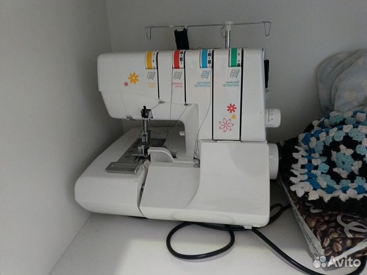 Оверлок Jaguar 7487