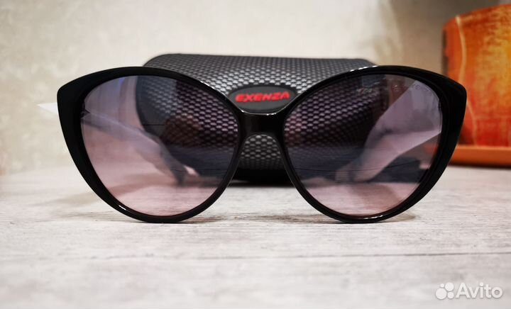 Солнцезащитные очки женские Exenza