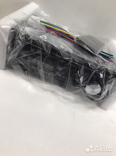 Автомагнитола Element-5 1806