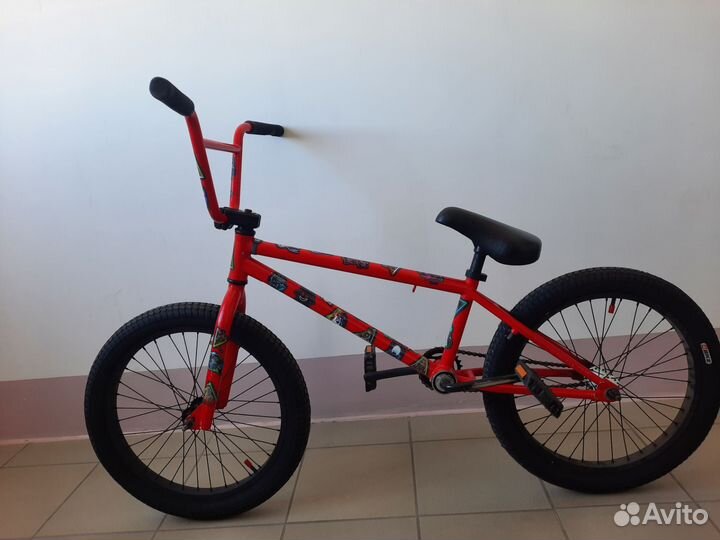 Трюковой велосипед bmx