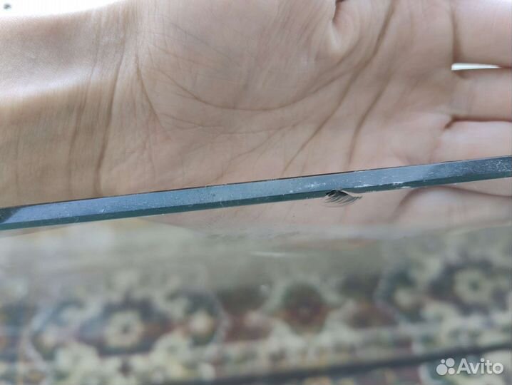 Аквариум (примерно 60 л)