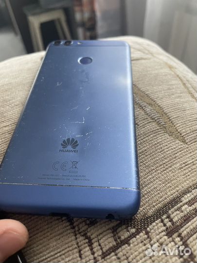 HUAWEI P Smart, 3/32 ГБ