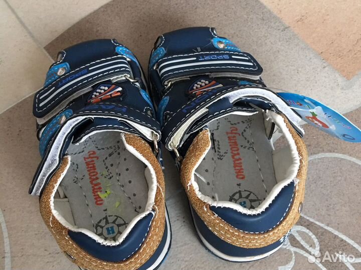 Сандали чиполлино новые