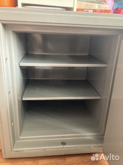 Сейф противопожарный