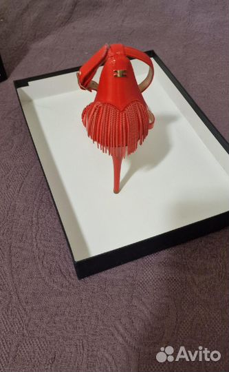 Босоножки Elizabeth Franchi