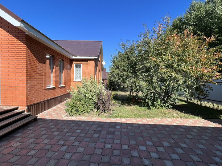 Дом 140 м² на участке 12 сот.