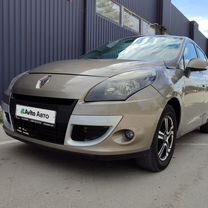 Renault Scenic 1.6 MT, 2010, 193 000 км, с пробегом, цена 560 000 руб.