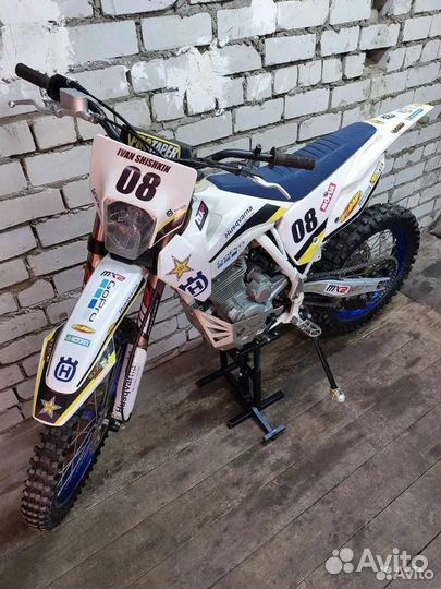 Наклейки на motoland xt250hs