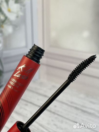 Clio kill lash superproof sleek volume