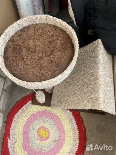 Домик для кошки с когтеточкой