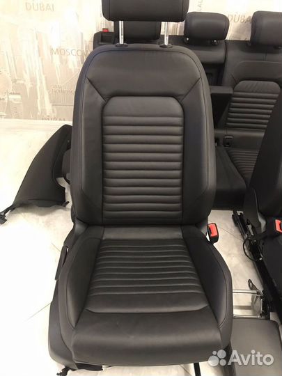 Салон Volkswagen Passat B8 седан