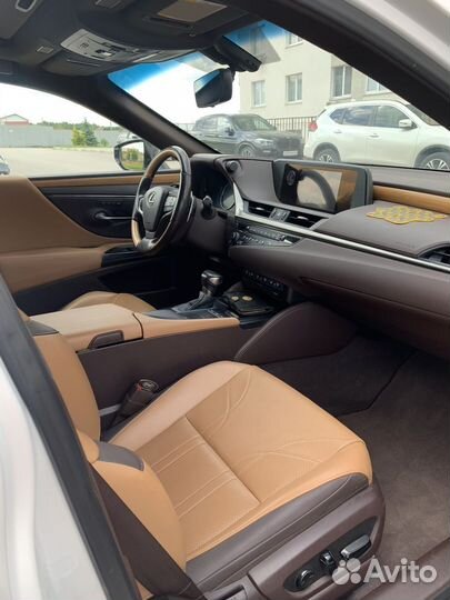 Lexus ES 2.5 AT, 2018, 109 000 км