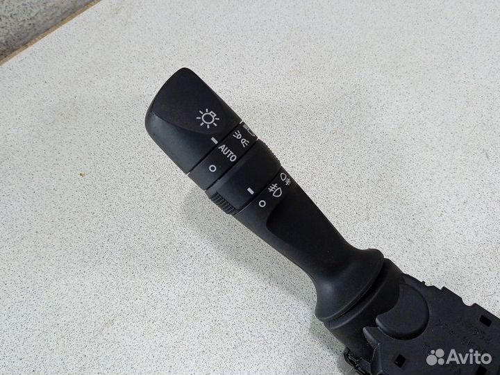 Переключатель поворотов подрулевой 8414033250