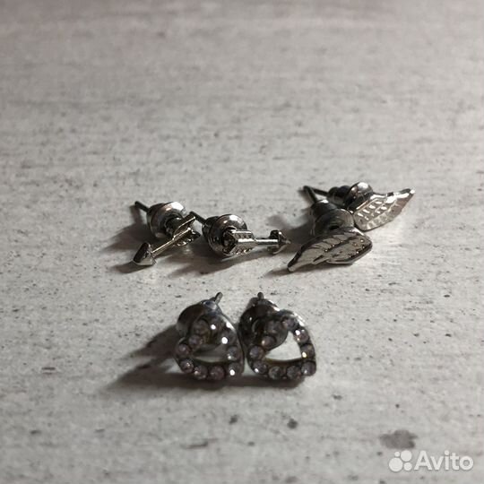 Серьги, значки, кольца