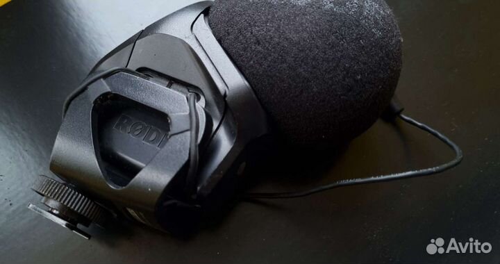 Накамерный микрофон rode Stereo VideoMic Pro
