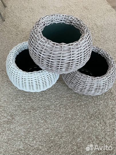Кашпо из ротанга