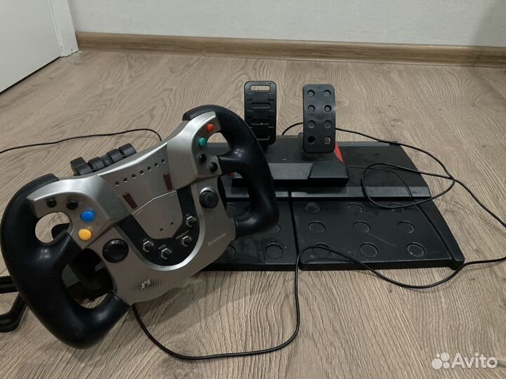 Игровой руль defender F7