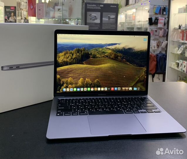 Б/У MacBook Air (13-inch, 2020) M1 8/128Gb