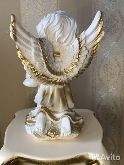 Статуэтка ангел