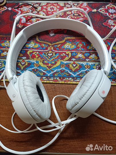 Наушники Sony MDR-ZX110AP White