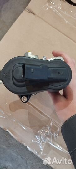 Суппорт тормозной задний правый Audi Q3