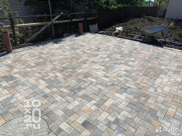 Тротуарная плитка, бордюры, газонная решетка