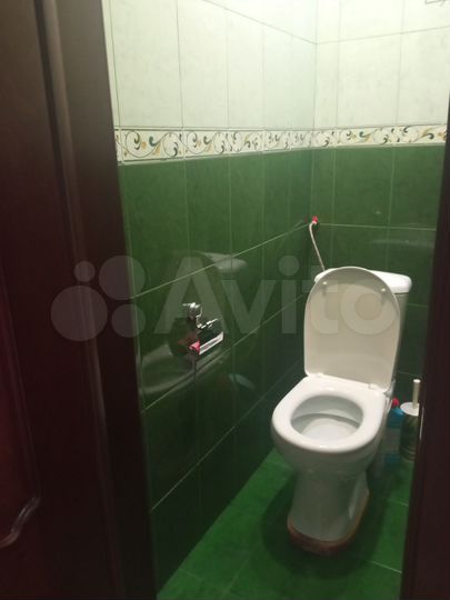 2-к. квартира, 60 м², 3/3 эт.