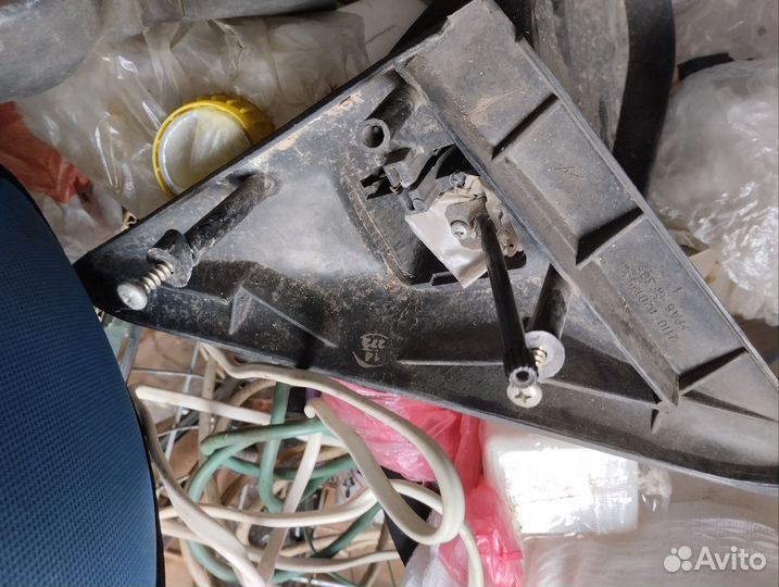 Автомобильное зеркало 2110