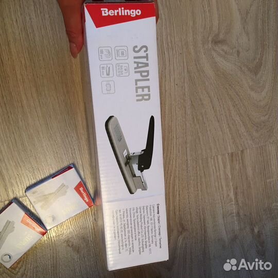 Степлер berlingo новый со скобами