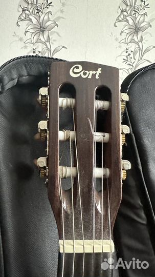 Электроакустическая гитара Cort CEC-5 NAT