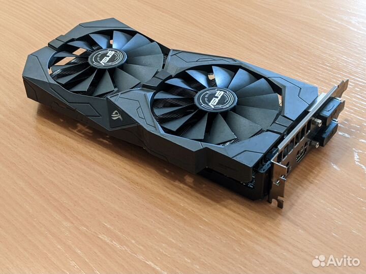 Видеокарта Asus Rog Strix RX 470 4 Gb