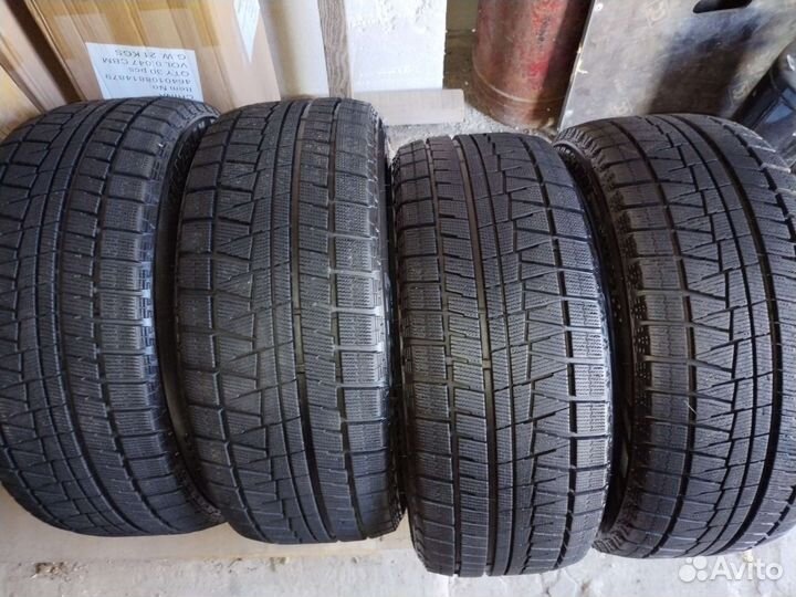Bridgestone Blizzak Revo GZ 225/50 R17 94S
