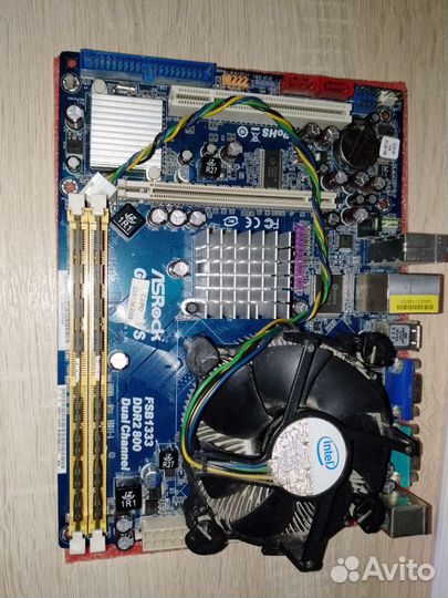 Материнская плата с процессором