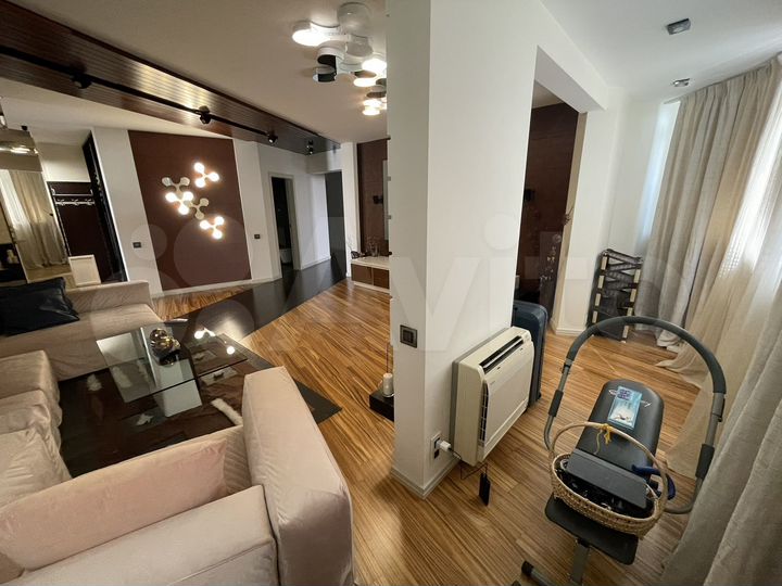 4-к. квартира, 182 м², 5/9 эт.