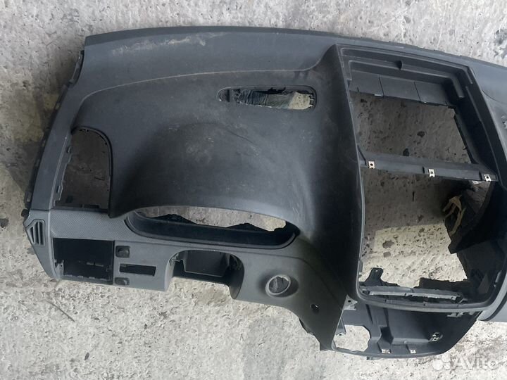 Панель парприз вито w639 639