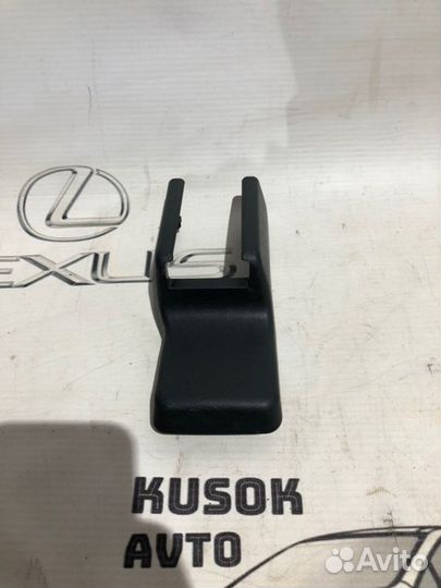 Заглушка крепления сиденья Lexus Rx 350 DBA-GGL10W