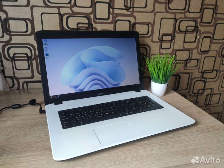 Ноутбук для дома i3/SSD/8Gb