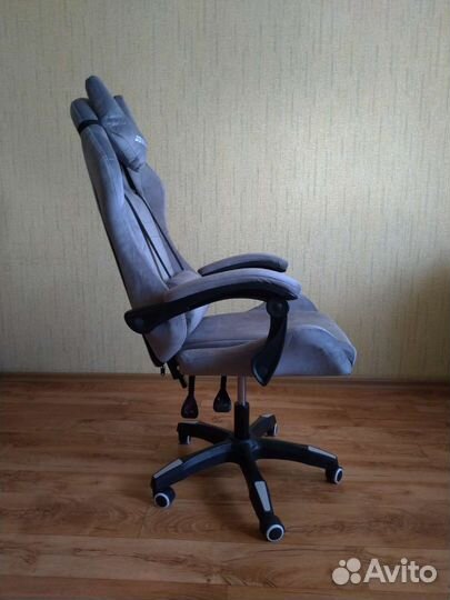 Компьютерное кресло новое 