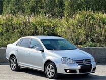 Volkswagen Jetta 1.6 AT, 2010, 187 000 км, с пробегом, цена 749 000 руб.